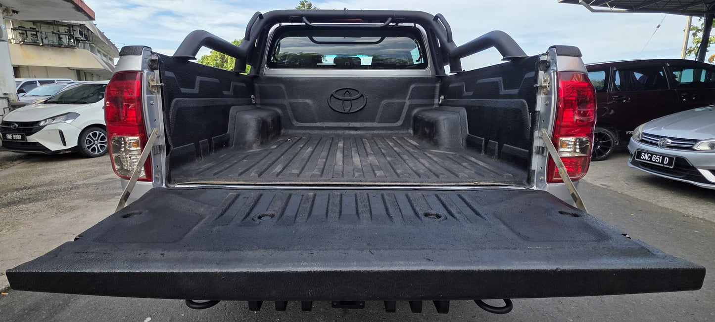 2023 Toyota HILUX D/CAB 2.4 M VNT FL 4WD (MT) - (BRK1668)
