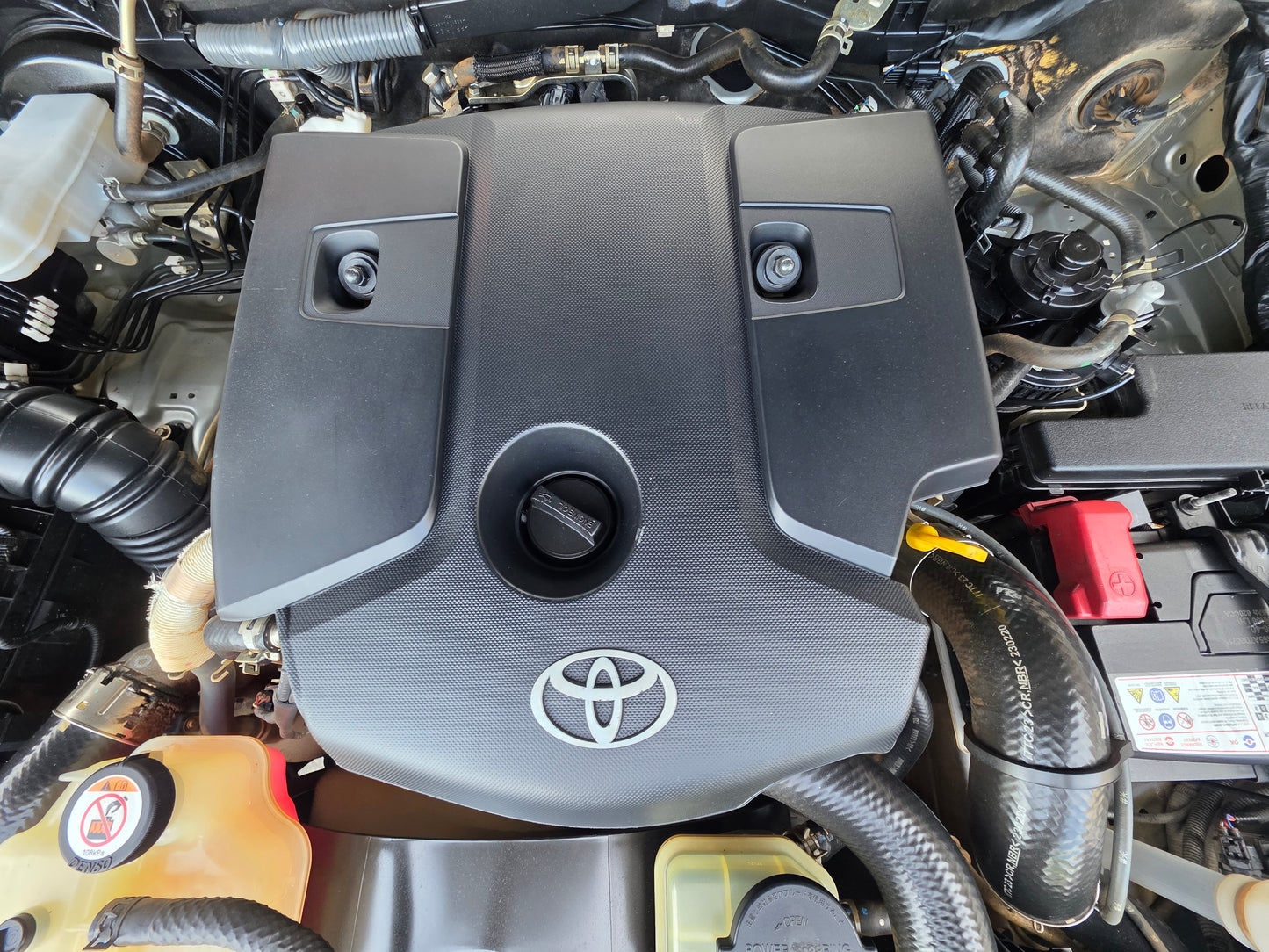 2023 Toyota HILUX D/CAB 2.4 M VNT FL 4WD (MT) - (BRK1668)