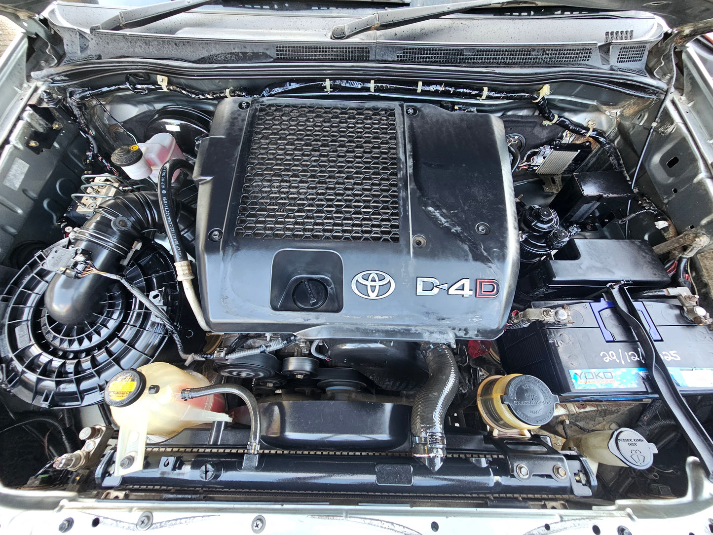 2014 Toyota FORTUNER 2.5 A G (TRD BODYKITS) (DIESEL) 4WD FL 4X4 (AT)- (ST9966P)