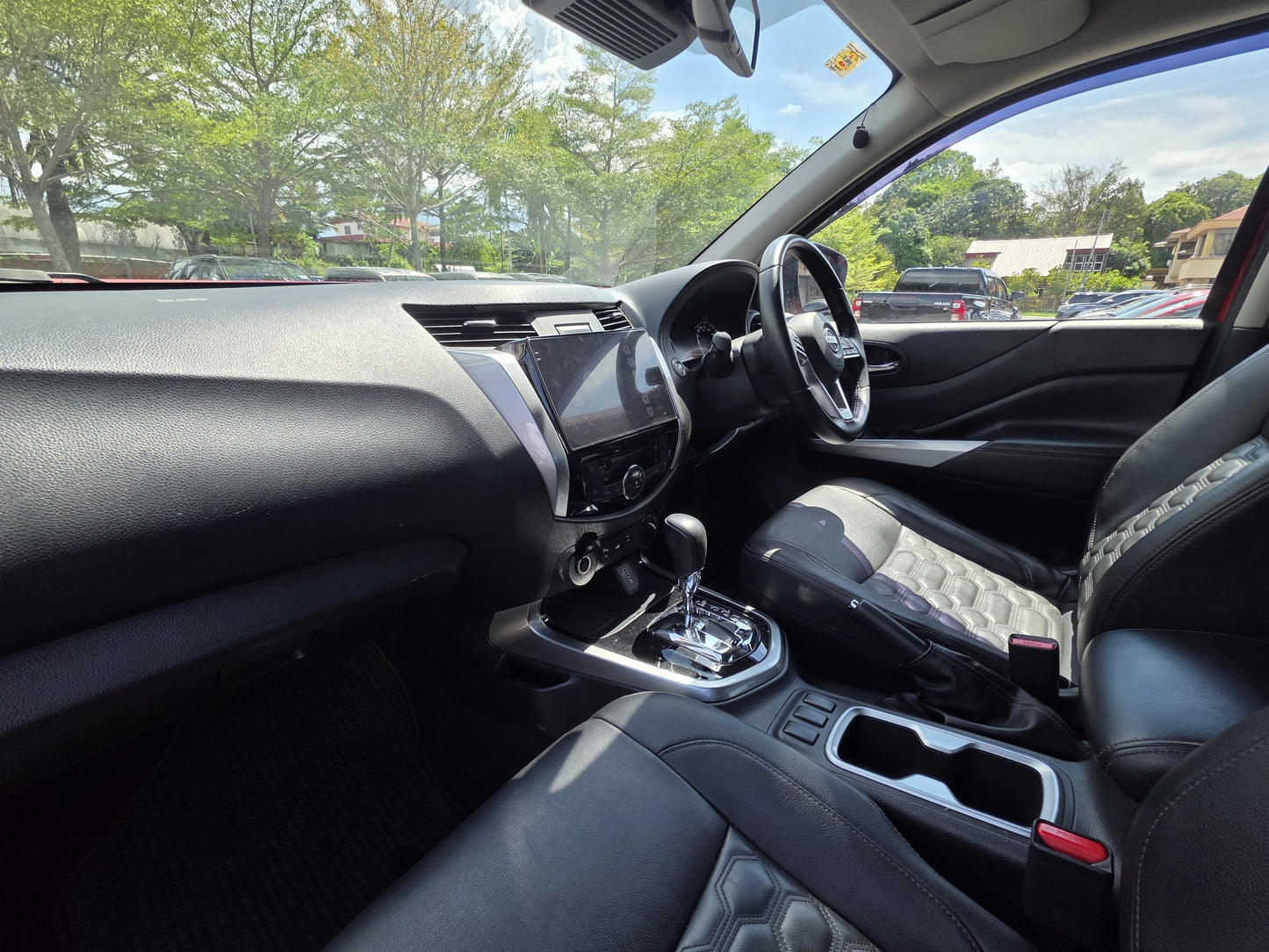2021 Nissan NAVARA D/CAB 2.5 A VL FL 4WD (AT) - (UR3386)