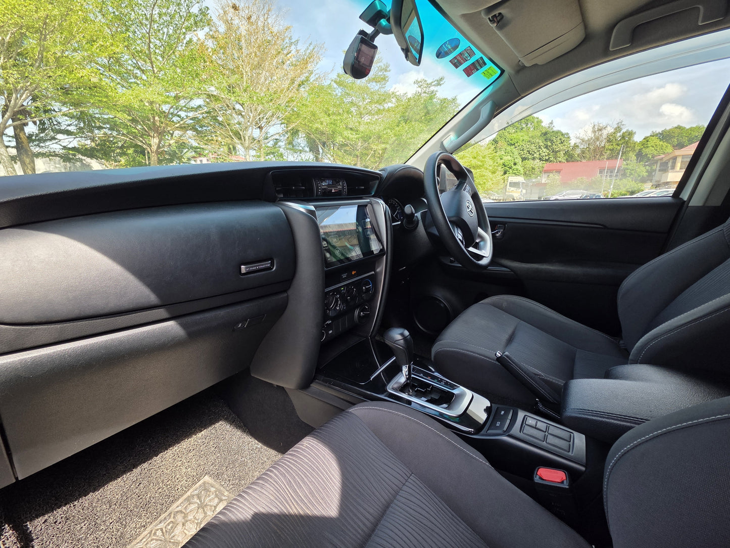 2022 Toyota FORTUNER VRZ 2.4 A (DIESEL) 4WD FL 4X4 (AT) - (KFJ9935)
