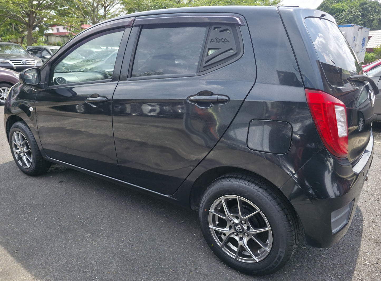 2015 Perodua AXIA 1.0 M - 1000 (MT) - (JRD2547)