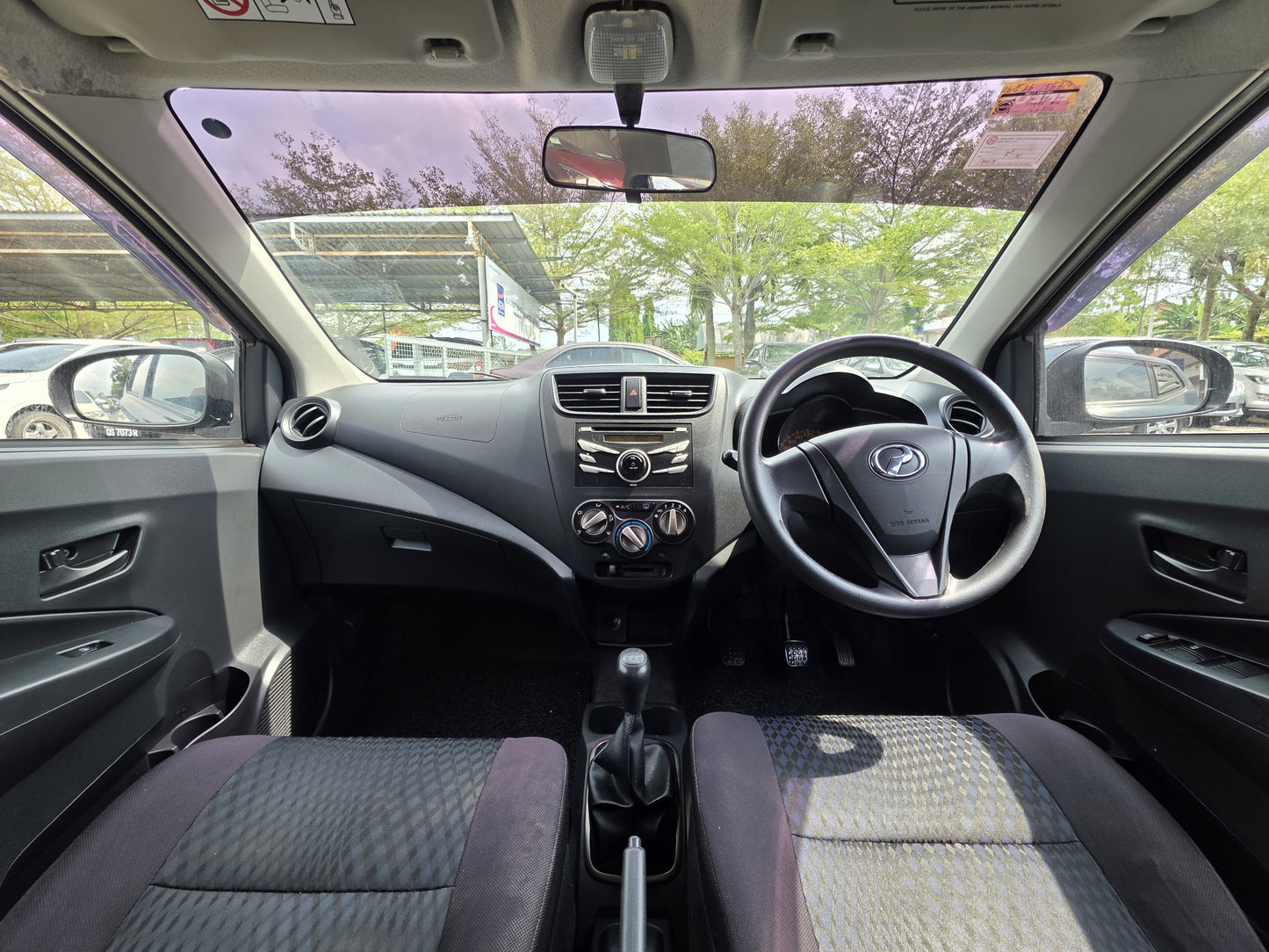 2015 Perodua AXIA 1.0 M - 1000 (MT) - (JRD2547)