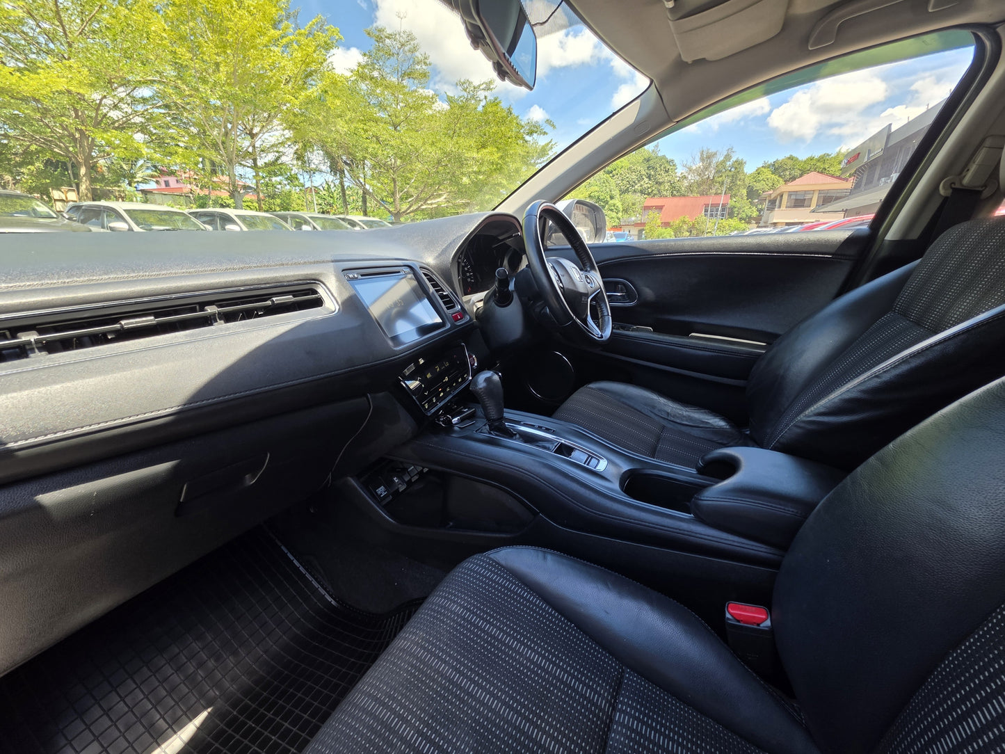 2017 HONDA HR-V HRV 1.8L V I-VTEC FL (AT) - (KEJ7296)