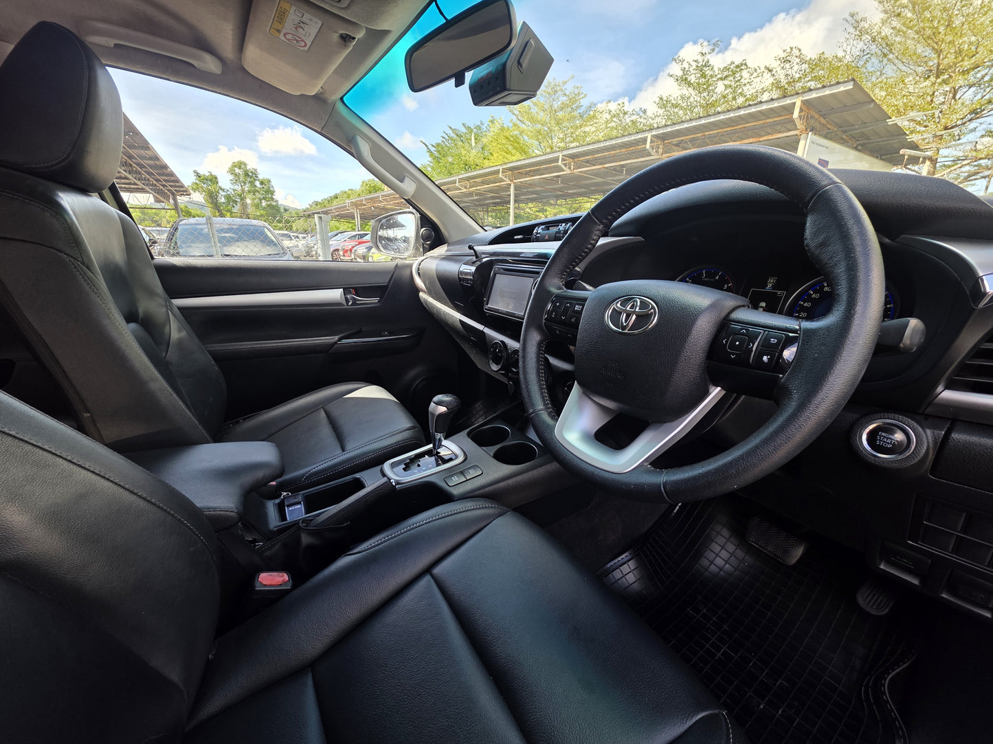 2016 Toyota HILUX D/CAB 2.8 G FACELIFT 4x4 VNT (AT) - (SYM8979)