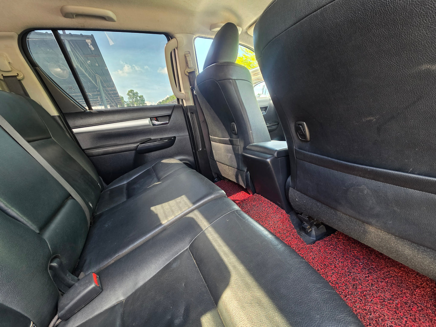 2016 Toyota HILUX D/CAB 2.8 G FACELIFT 4x4 VNT (AT) - (SYM8979)