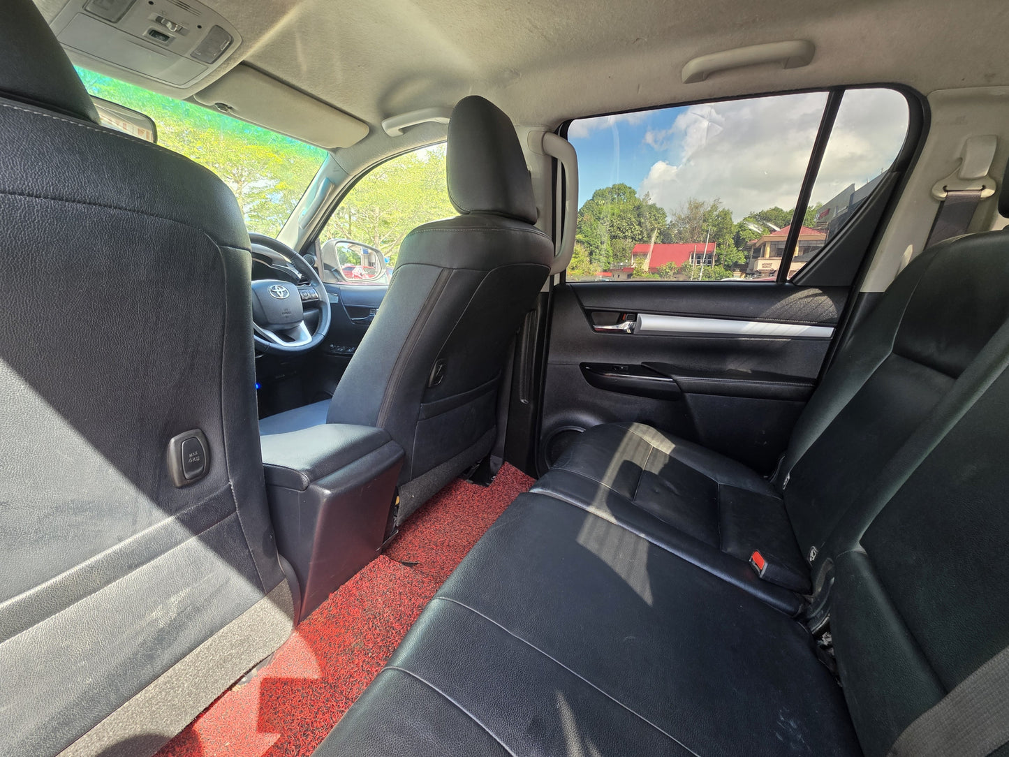 2016 Toyota HILUX D/CAB 2.8 G FACELIFT 4x4 VNT (AT) - (SYM8979)