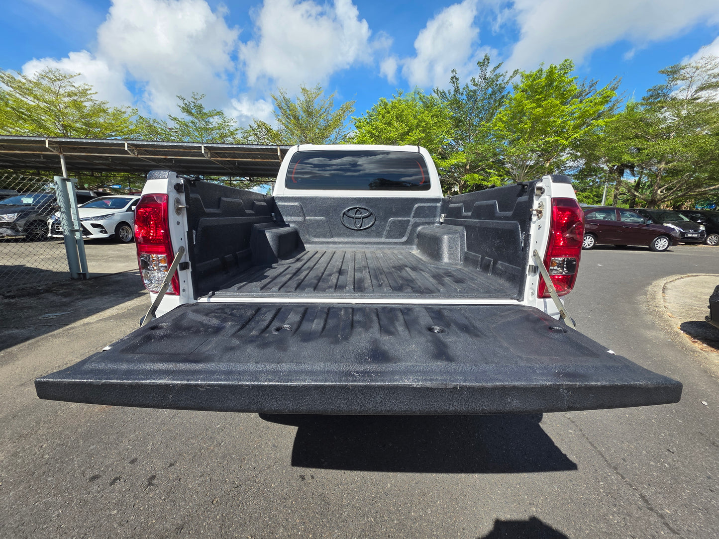 2016 Toyota HILUX D/CAB 2.8 G FACELIFT 4x4 VNT (AT) - (SYM8979)