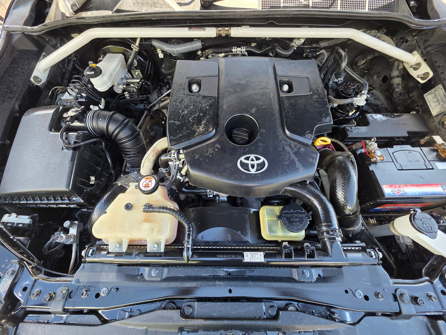 2022 Toyota HILUX D/CAB 2.8 A ROGUE VNT 4WD FL (AT) - (SWE1138)