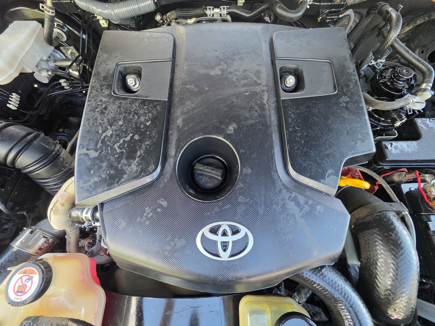 2022 Toyota HILUX D/CAB 2.8 A ROGUE VNT 4WD FL (AT) - (SWE1138)