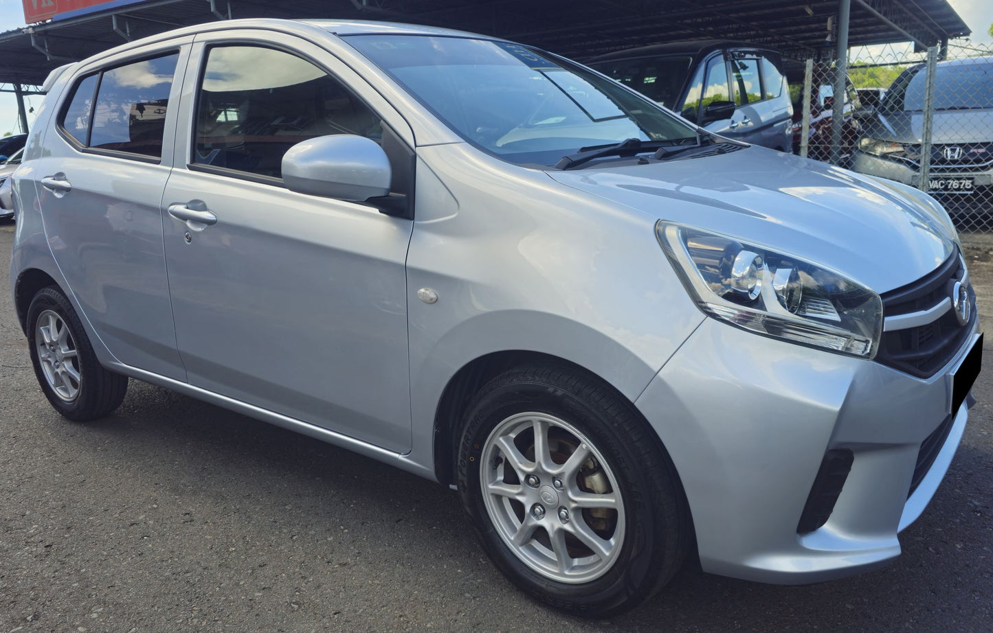 2017 Perodua AXIA 1.0 - 1000 A G FL (AT) - (PNA4220)