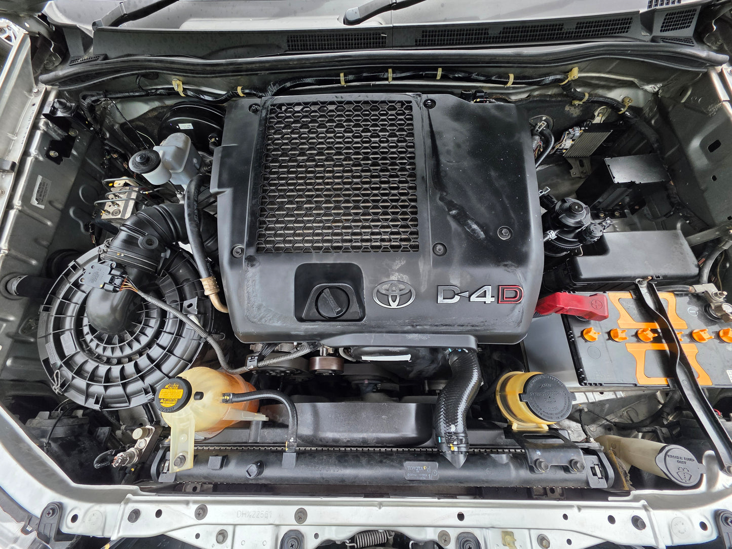 2014 Toyota HILUX D/CAB 2.5 A (G) VNT 4WD (AT) - (W3161Q)