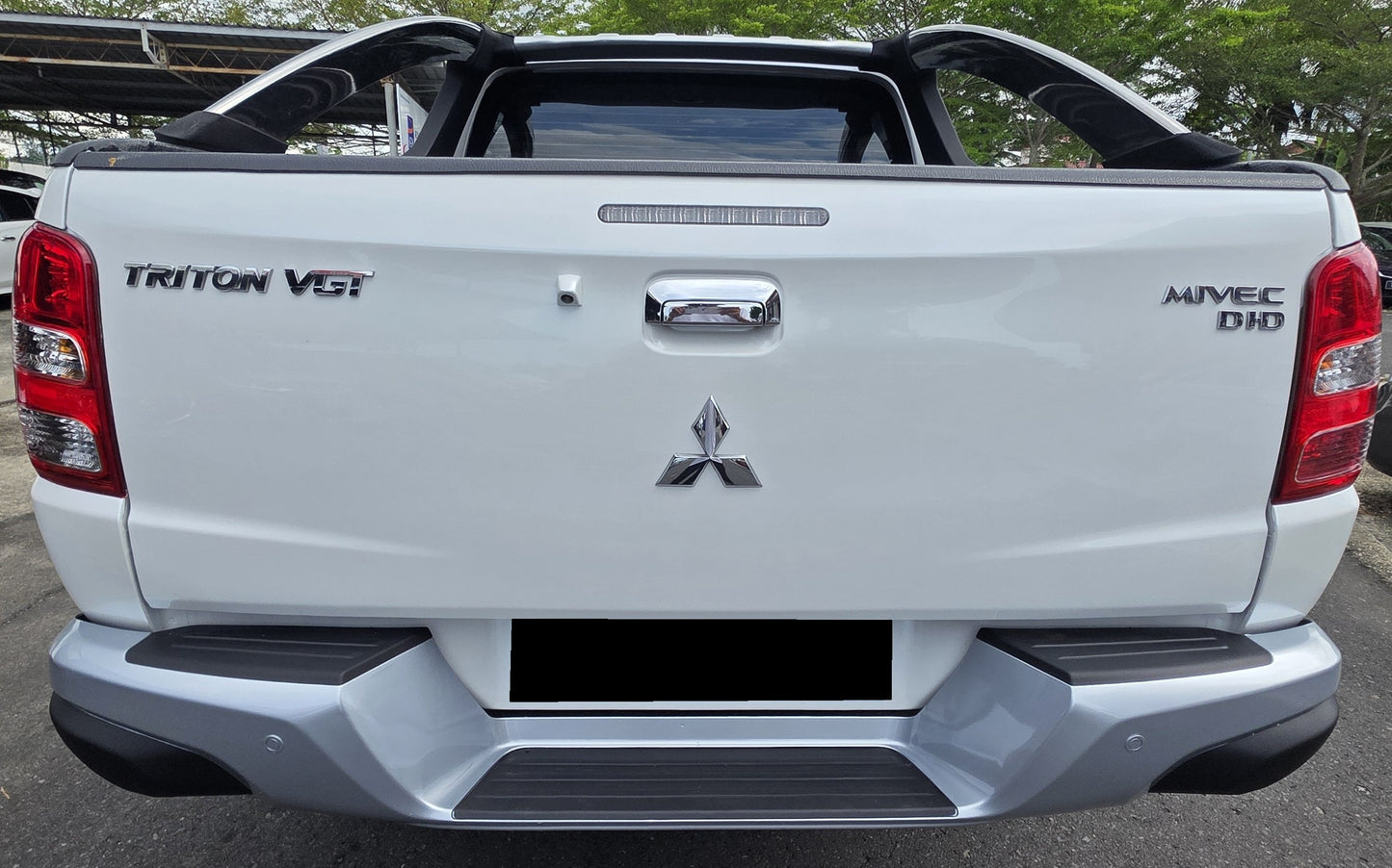 2016 Mitsubishi TRITON D/CAB 2.4 VGT HS DC 4x4 4WD (AT) - (JRV5690)