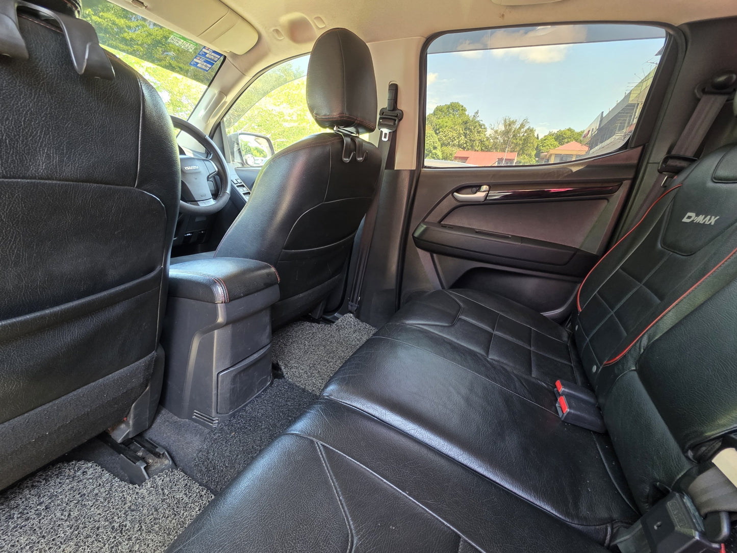2016 (Reg 2017) Isuzu D-MAX D/CAB 2.5 (Z-PRESTIGE) FL 4WD (AT) - (DCY8921)