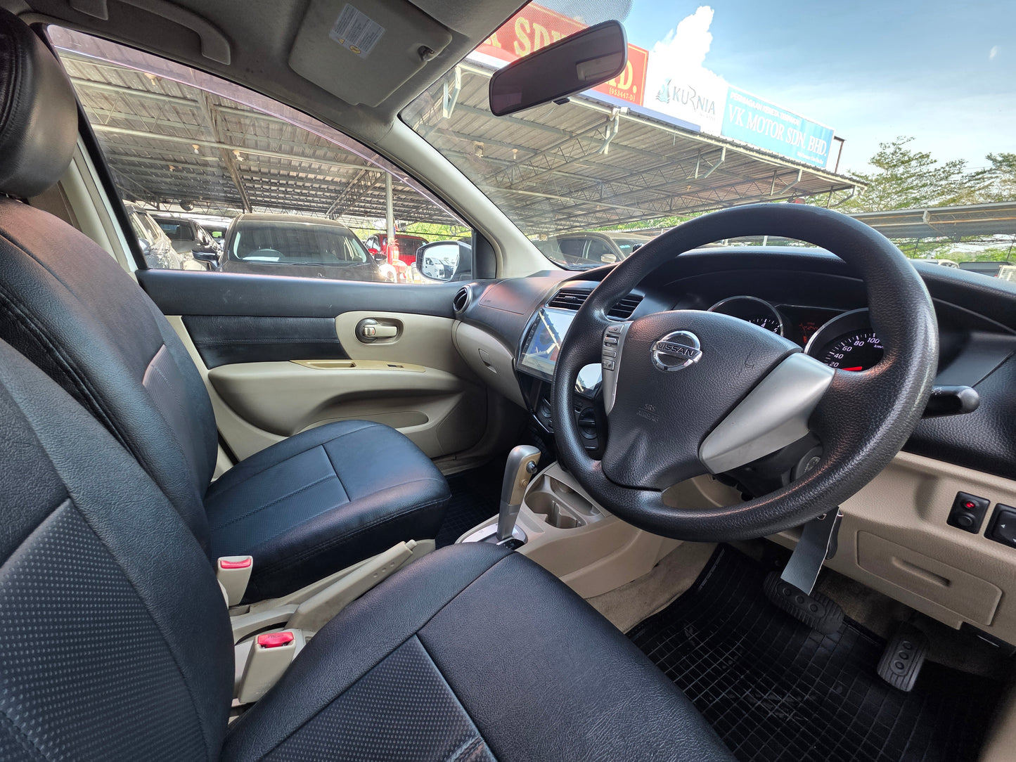 2015 Nissan GRAND LIVINA 1.6L FL (AT) - (SAC9677A)