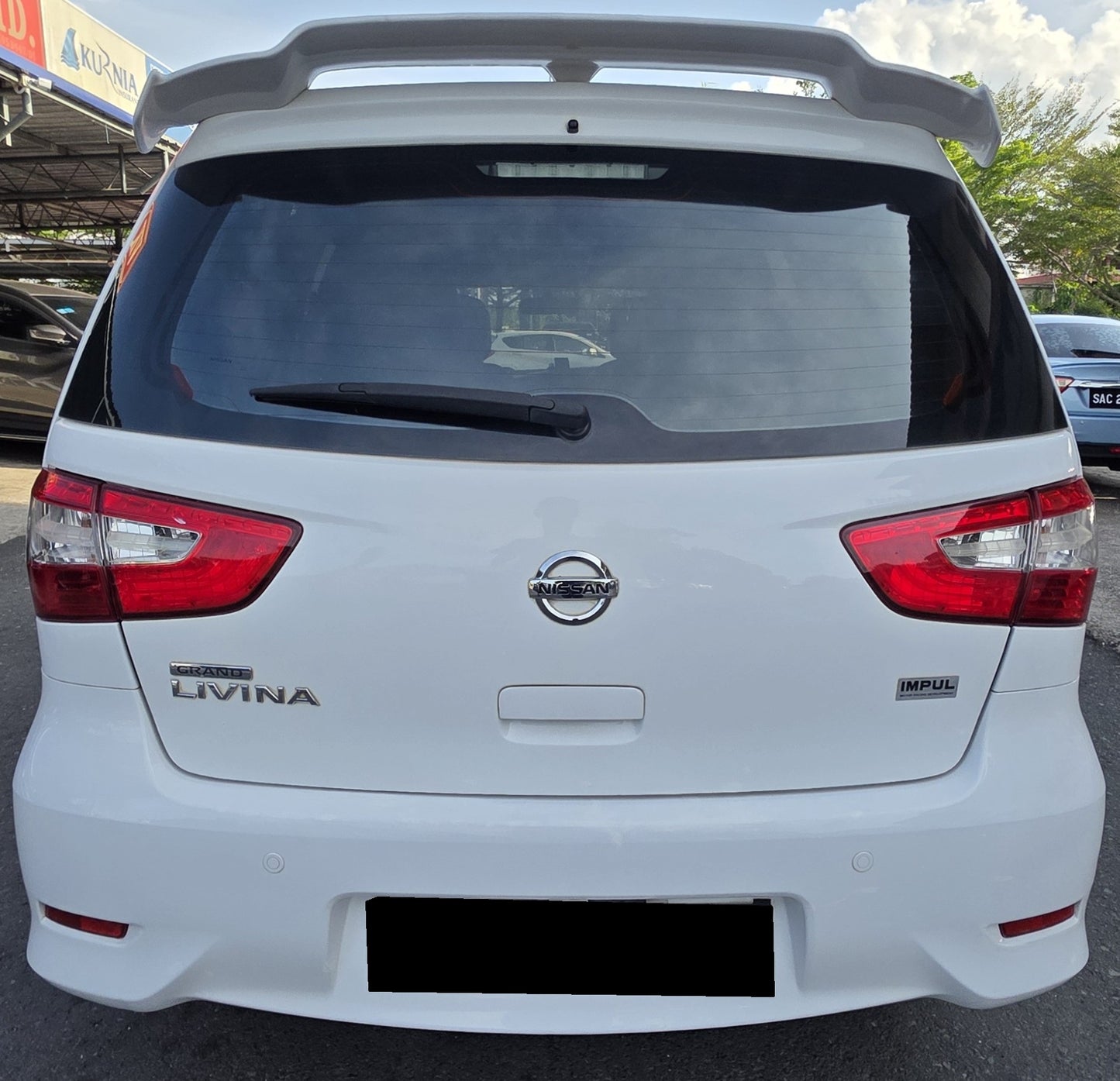 2015 Nissan GRAND LIVINA 1.6L FL (AT) - (SAC9677A)