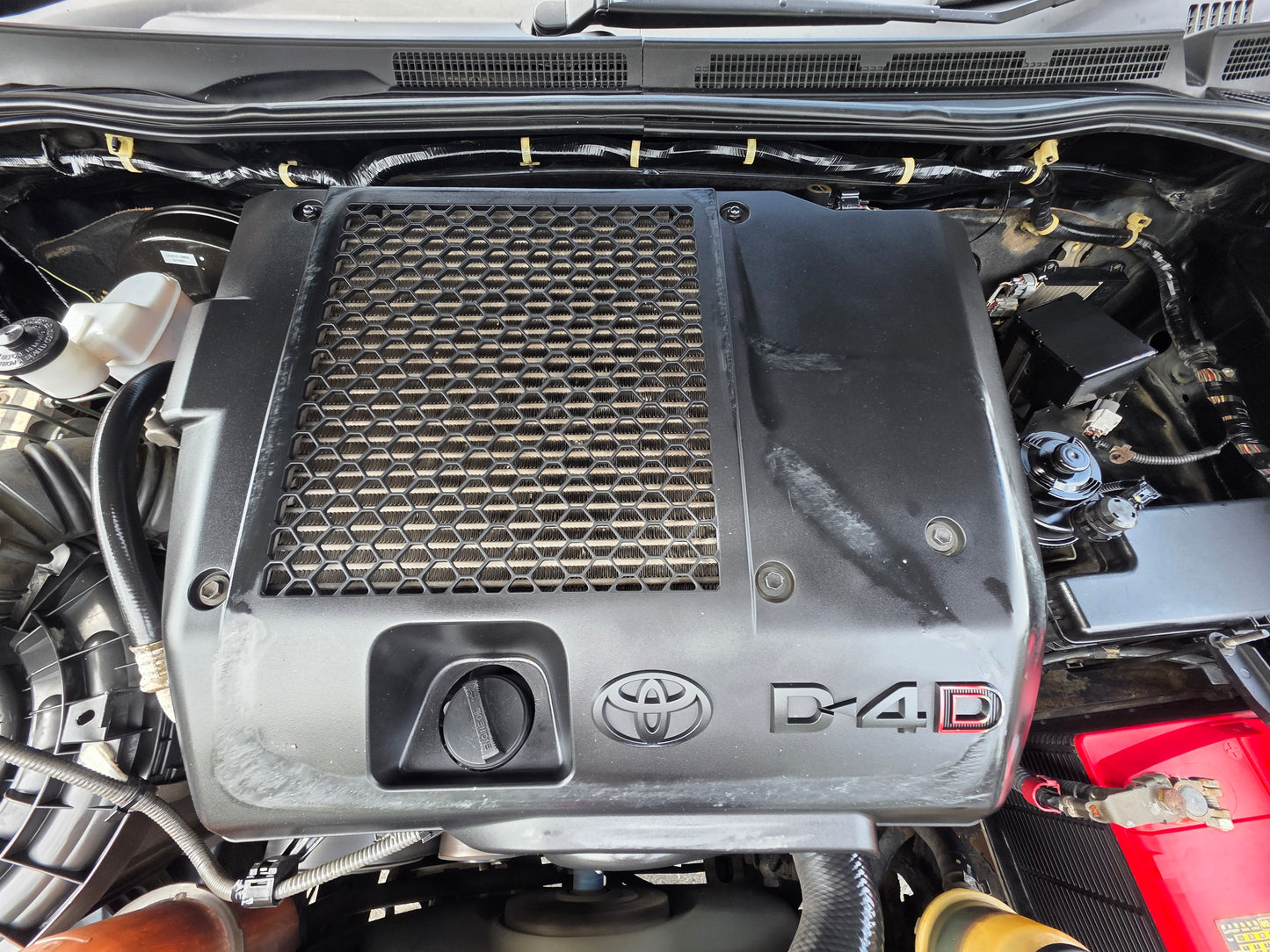 2014 Toyota HILUX D/CAB 2.5 A (G) VNT 4WD (AT) - (BMY3992)