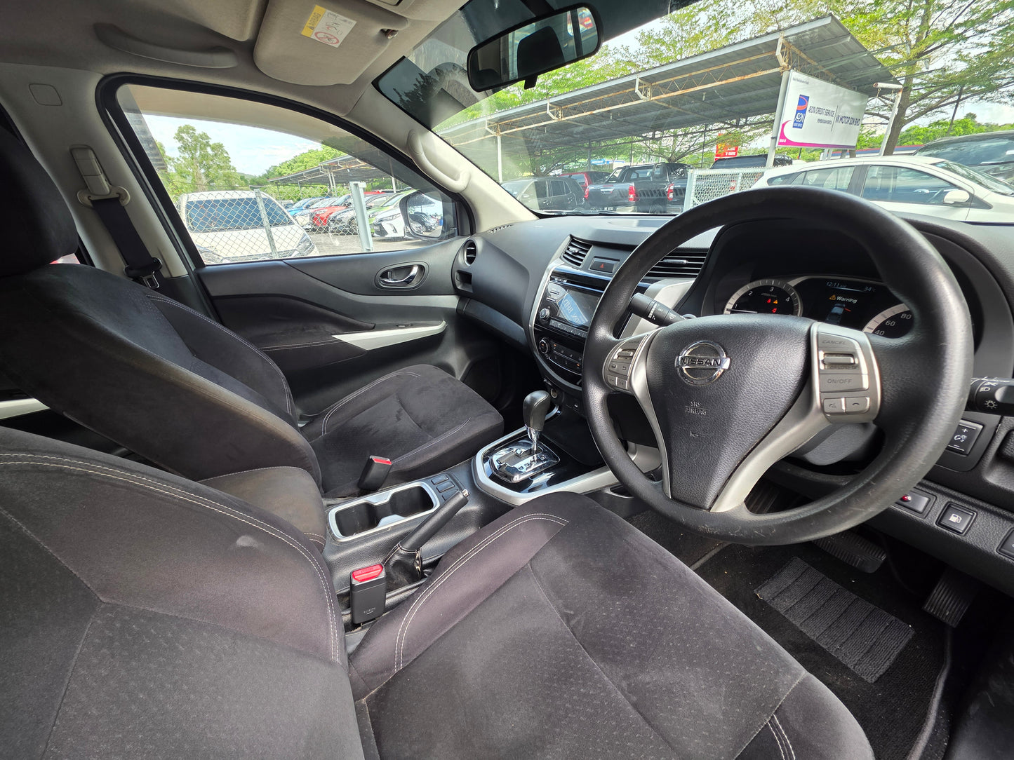 2017 Nissan NAVARA NP300 D/CAB 2.5 A V (AT) - (BPE7299)