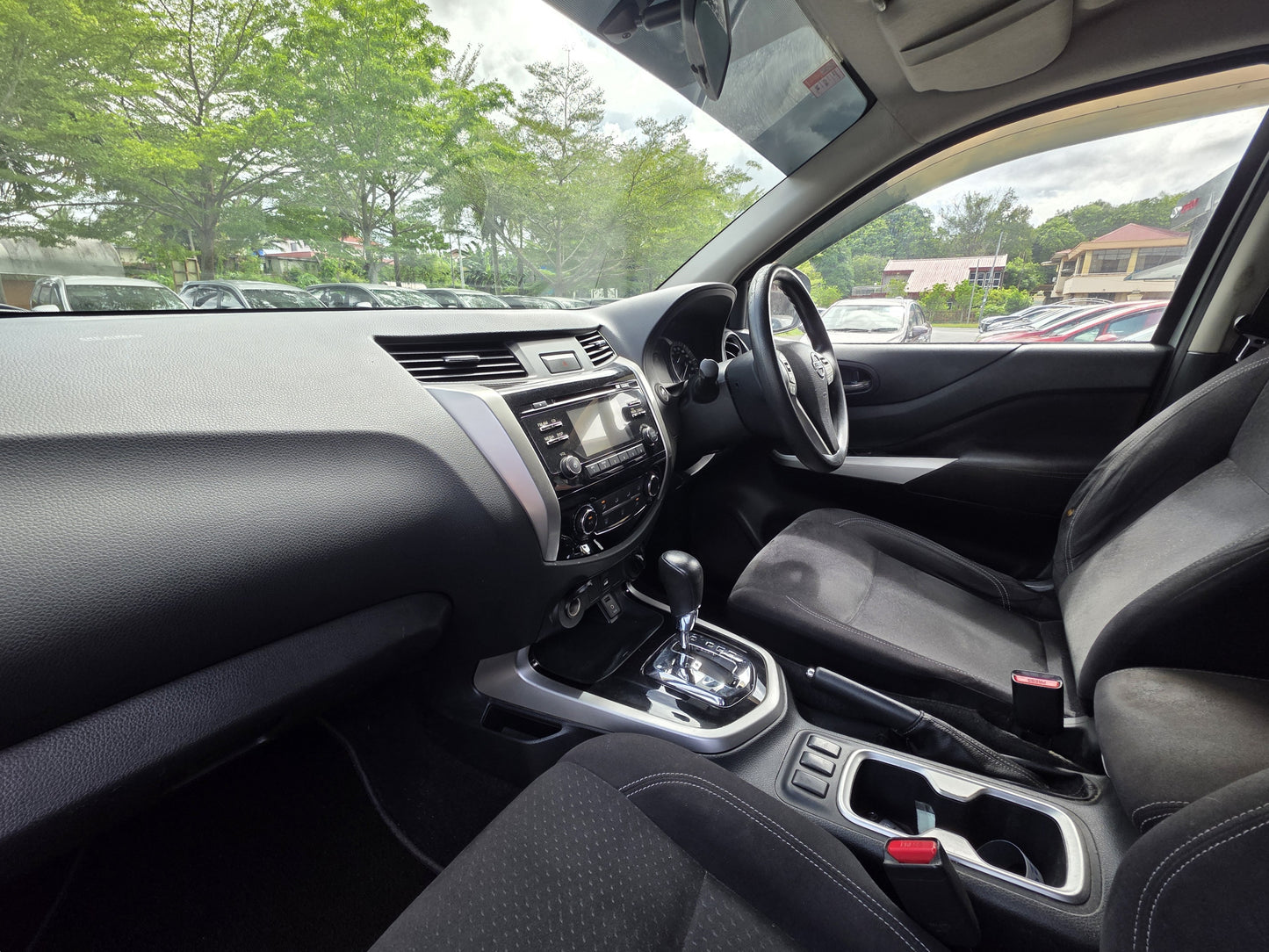 2017 Nissan NAVARA NP300 D/CAB 2.5 A V (AT) - (BPE7299)