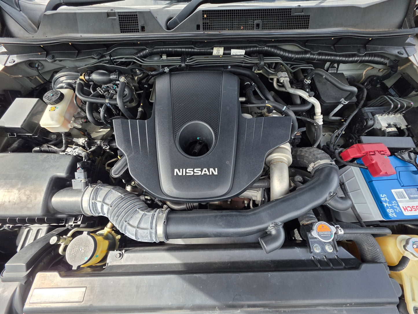 2019 Nissan NAVARA NP300 DC 2.5 A V (AT) - (BPX6387)