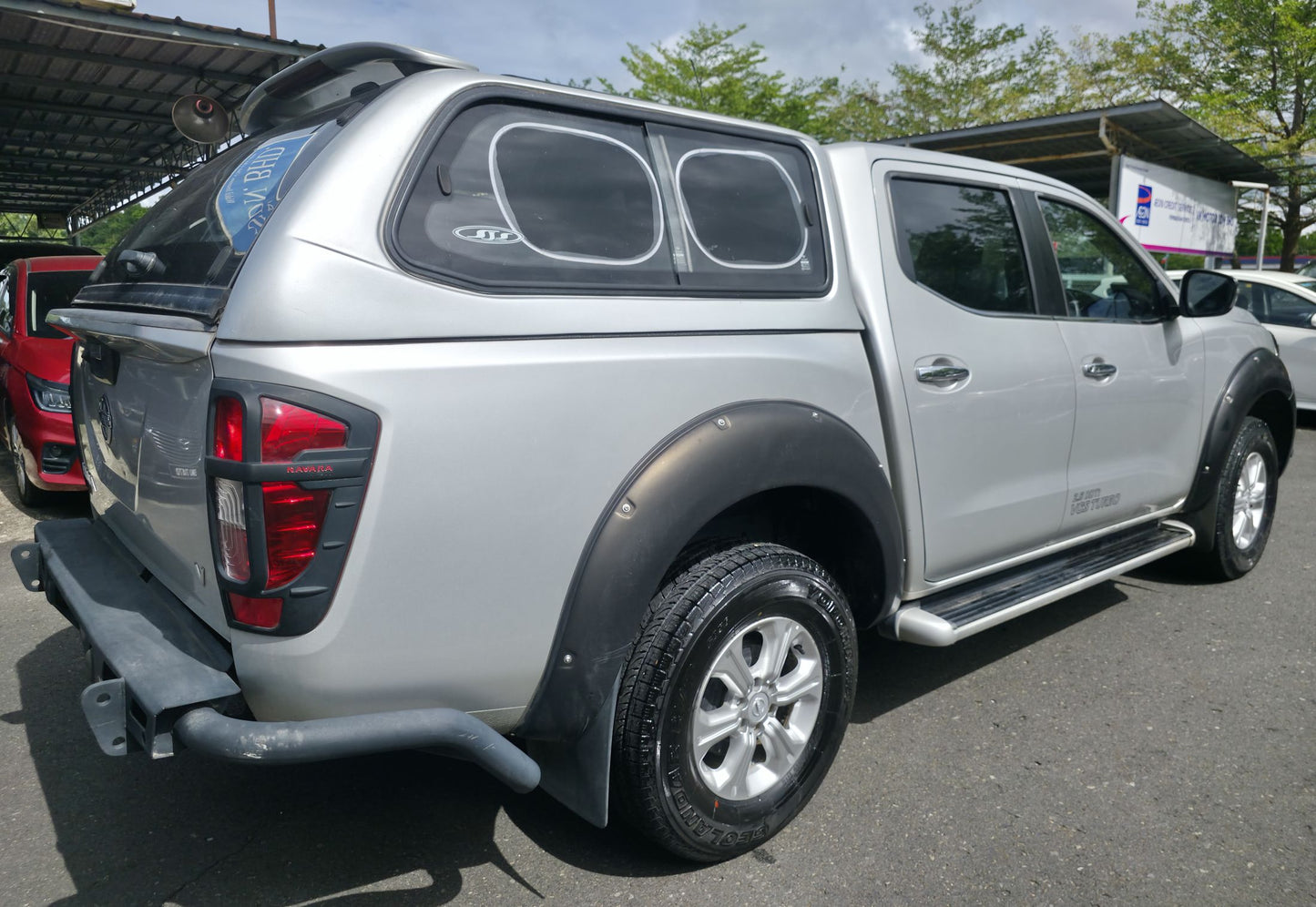 2019 Nissan NAVARA NP300 DC 2.5 A V (AT) - (BPX6387)