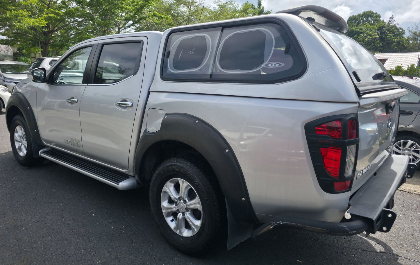 2019 Nissan NAVARA NP300 DC 2.5 A V (AT) - (BPX6387)