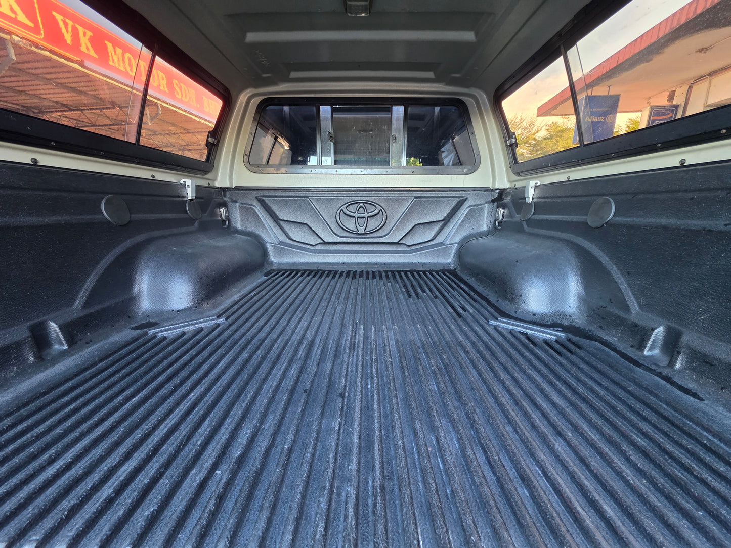 2014 Toyota HILUX D/CAB 2.5 A (G) VNT 4WD (AT) - (W4498U)
