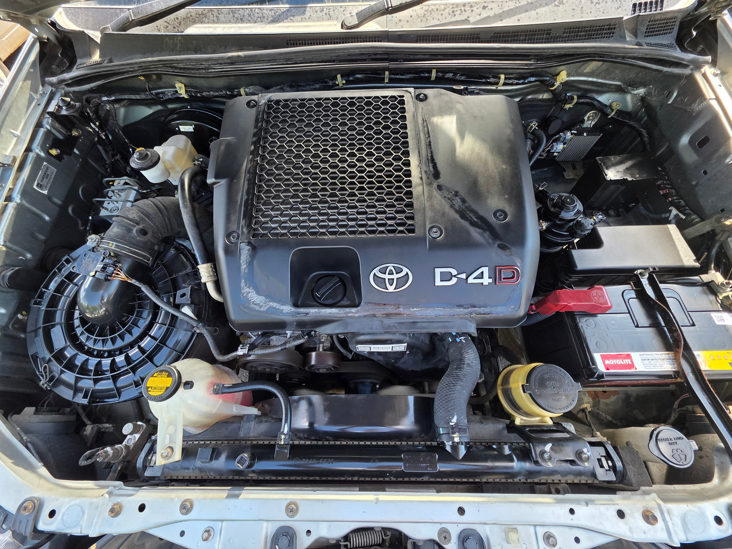 2014 Toyota HILUX D/CAB 2.5 A (G) VNT 4WD (MT) - (TMB6257)