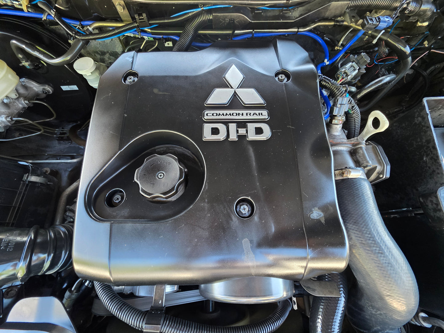 2007 Mitsubishi TRITON D/CAB 2.5 A 4WD (MT) - (SS5144K)