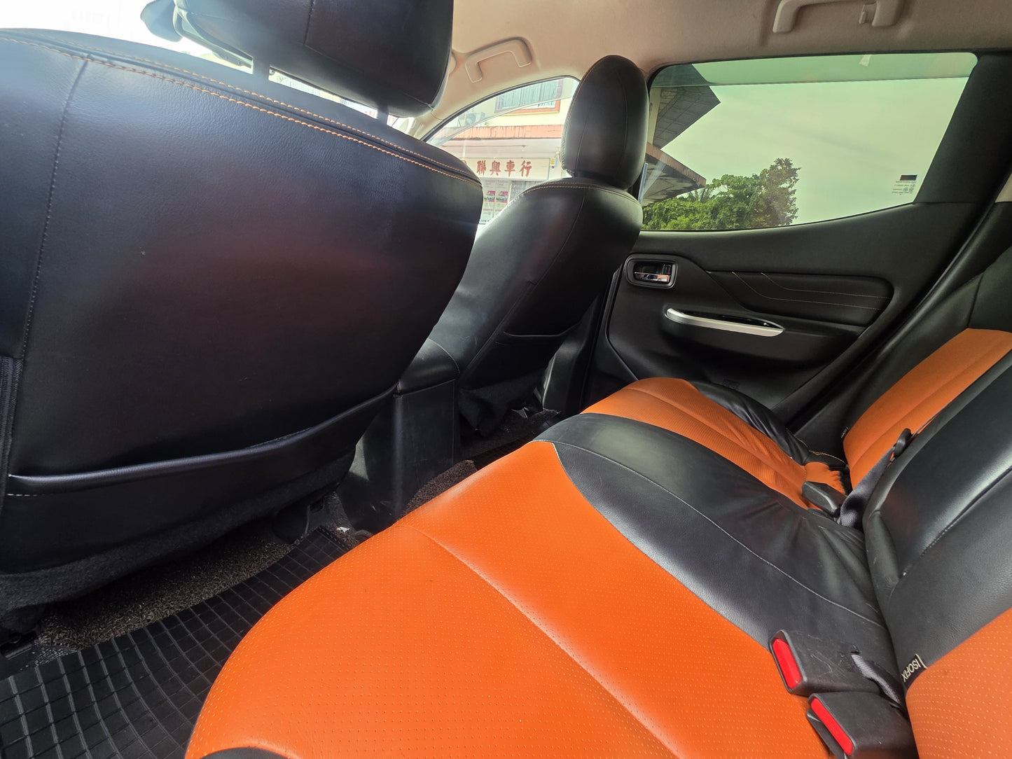 2018 Mitsubishi TRITON D/CAB 2.4 L VGT HS 4X4 4WD (AT) - (VCE6277)