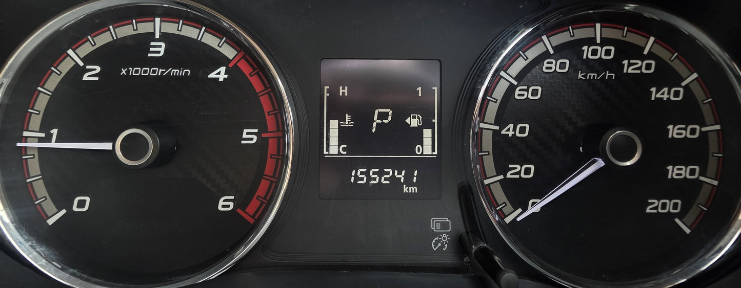 2018 Mitsubishi TRITON D/CAB 2.4 L VGT HS 4X4 4WD (AT) - (VCE6277)