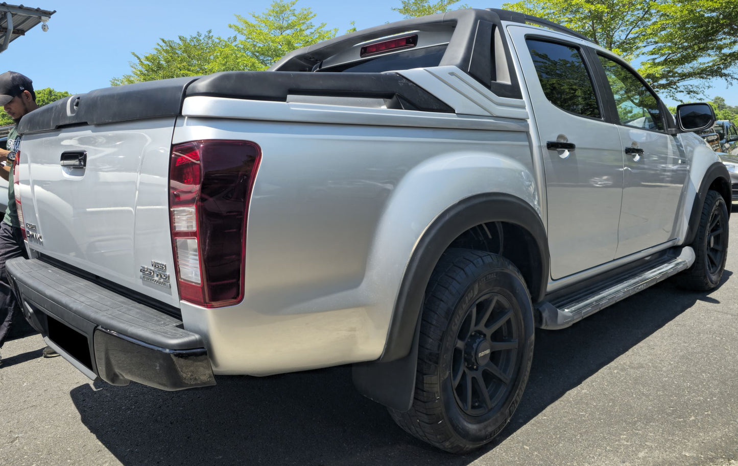 2016 Isuzu D-MAX DMAX DC 2.5 BEAST FL 4WD (AT) - (MCV9887)