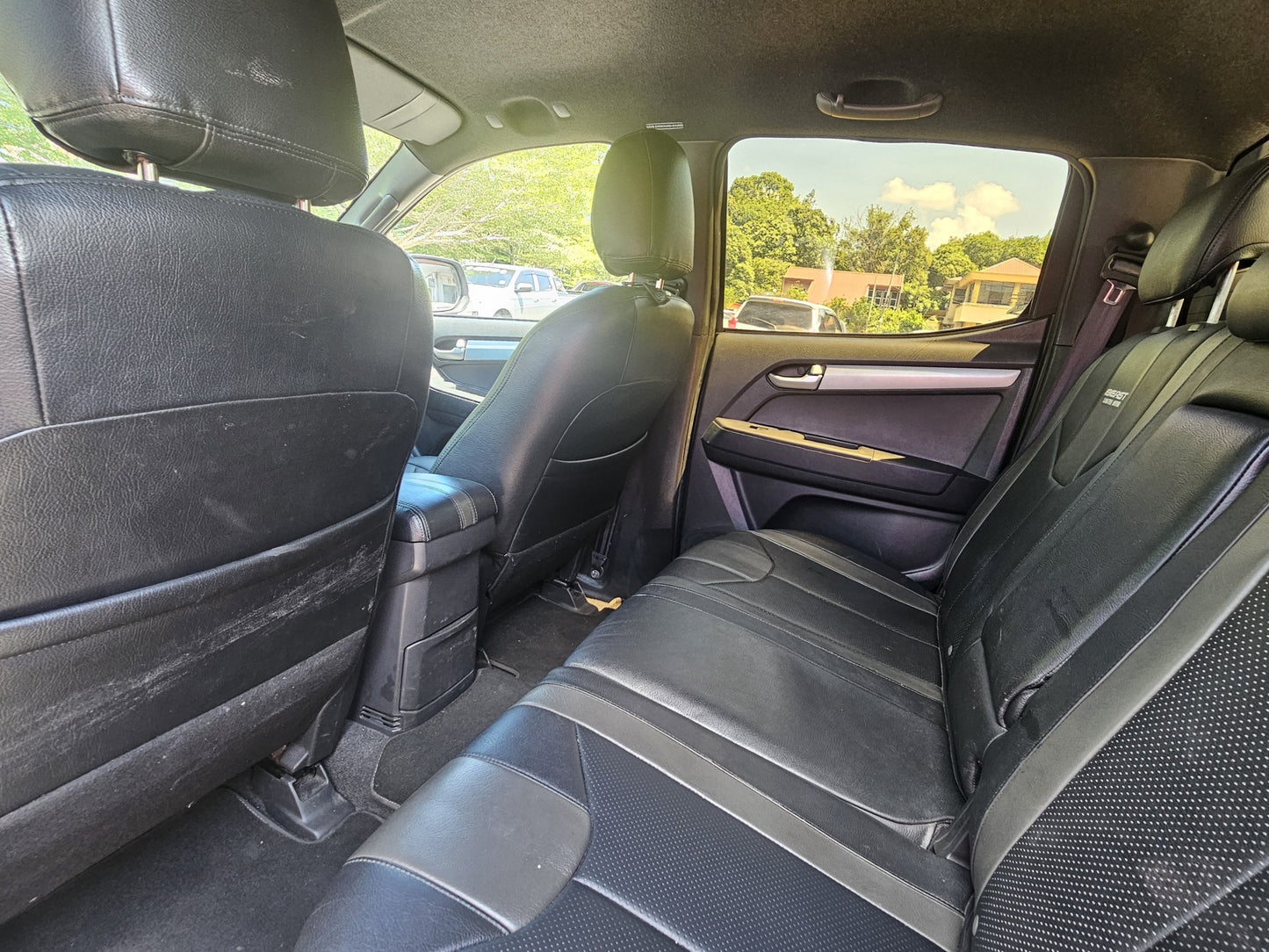 2016 Isuzu DMAX D/CAB 2.5 BEAST FL 4WD (AT) - (MCV9887)