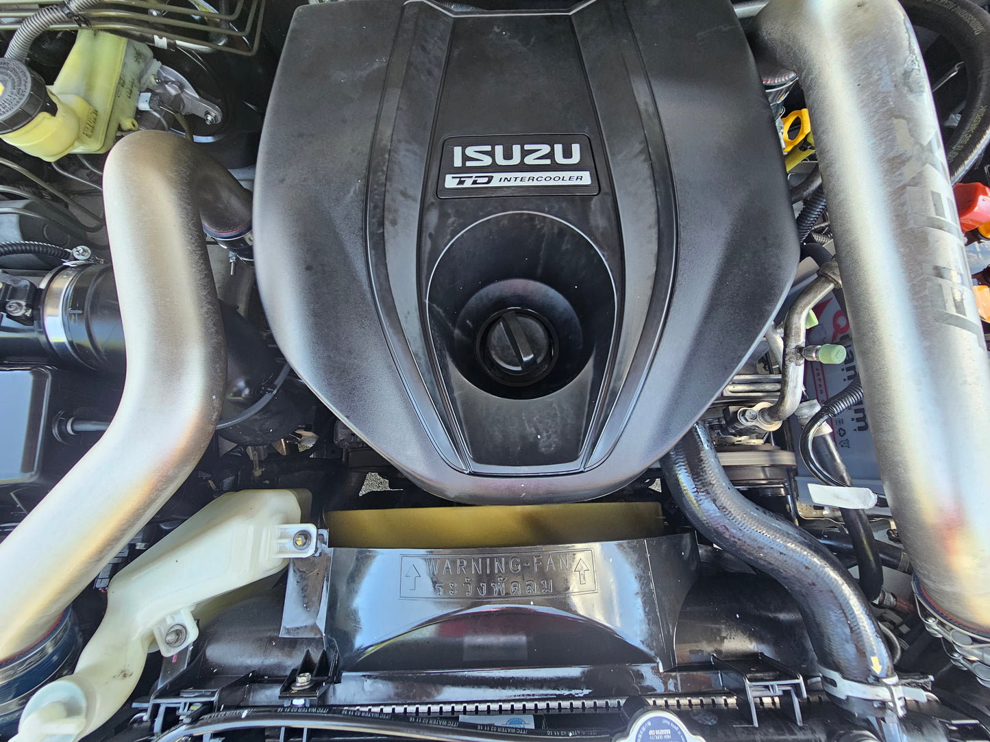 2016 Isuzu D-MAX DMAX DC 2.5 BEAST FL 4WD (AT) - (MCV9887)