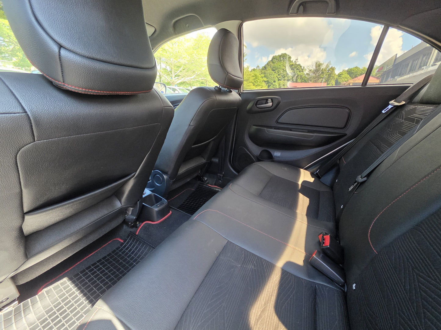 2025 Proton SAGA 1.3 A PREMIUM S MC2 1.3 L (AT) - (SJL4996)