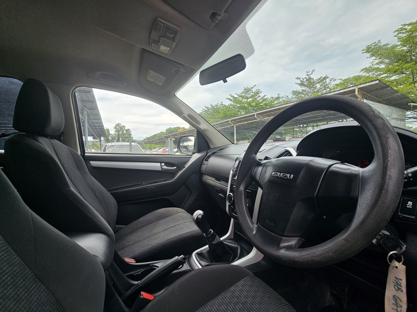 2017 Isuzu D-MAX D/CAB 2.5 HI PICK UP 4WD (MT) - (VAB6479)