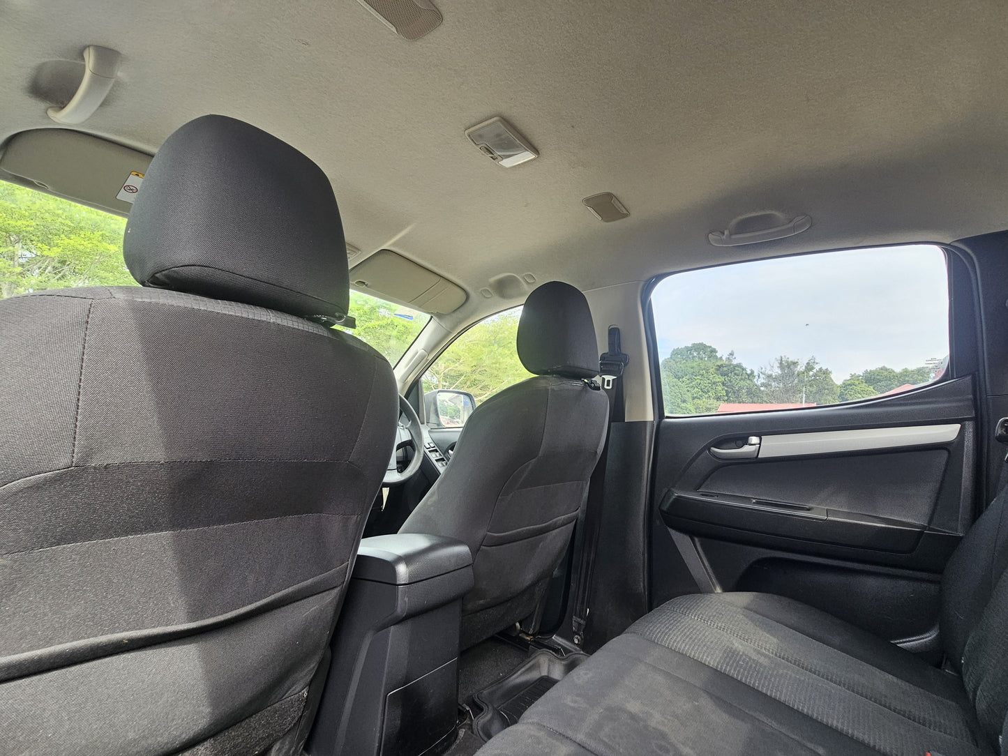2017 Isuzu D-MAX D/CAB 2.5 HI PICK UP 4WD (MT) - (VAB6479)