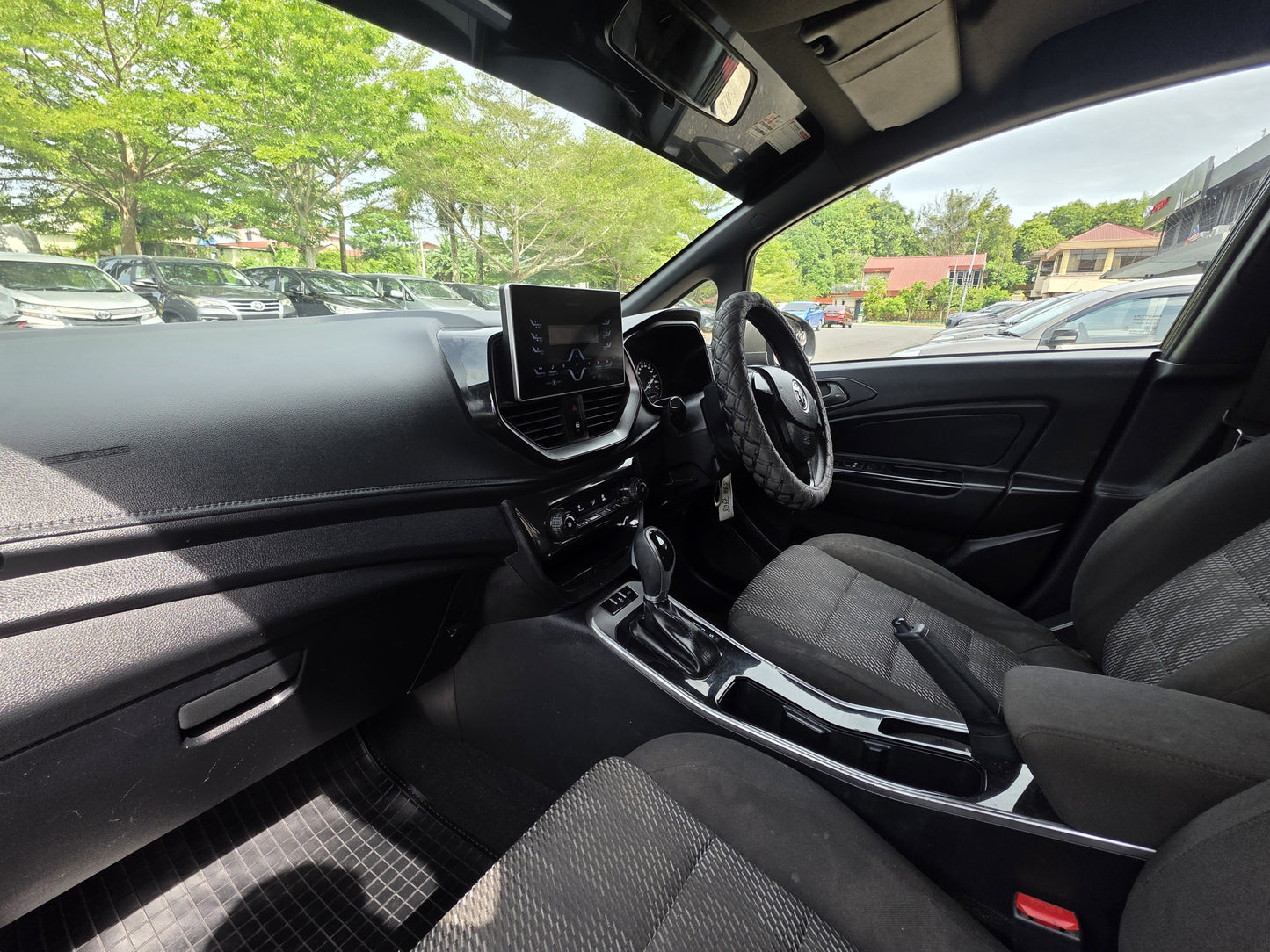 2023 Proton IRIZ 1.3 A STD FL CVT (AT) - (SJA7308)