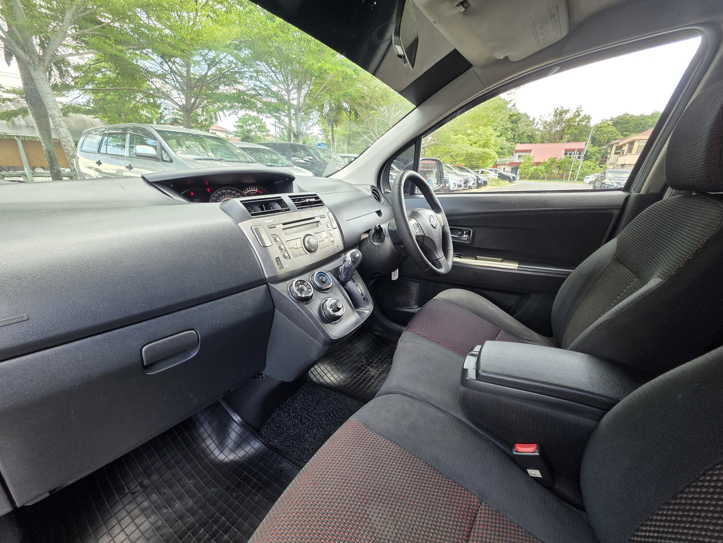 2014 Perodua ALZA 1.5 A - 1500 SE FL (AT) - (JQF9272)