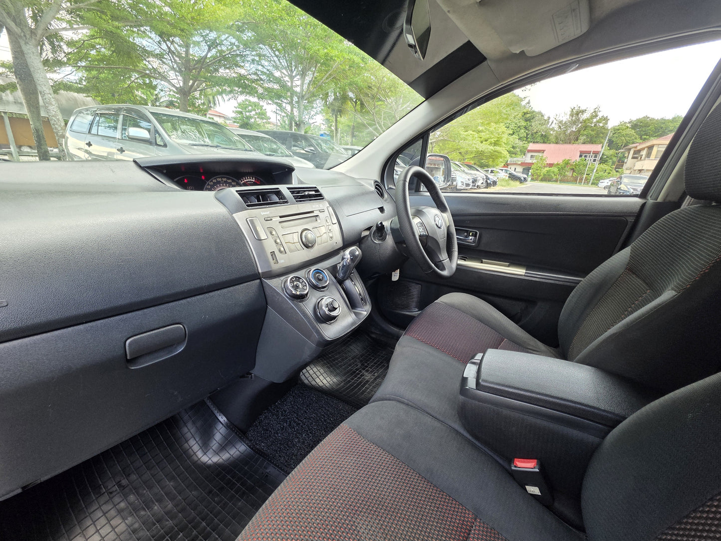 2014 Perodua ALZA 1.5 A - 1500 SE FL (AT) - (JQF9272)