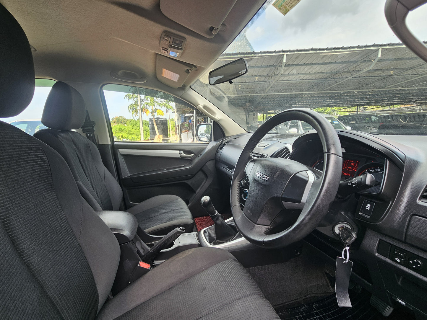 2017 Isuzu DMAX D/CAB 2.5 M VGS 2WD (MT) - (JSJ5759)