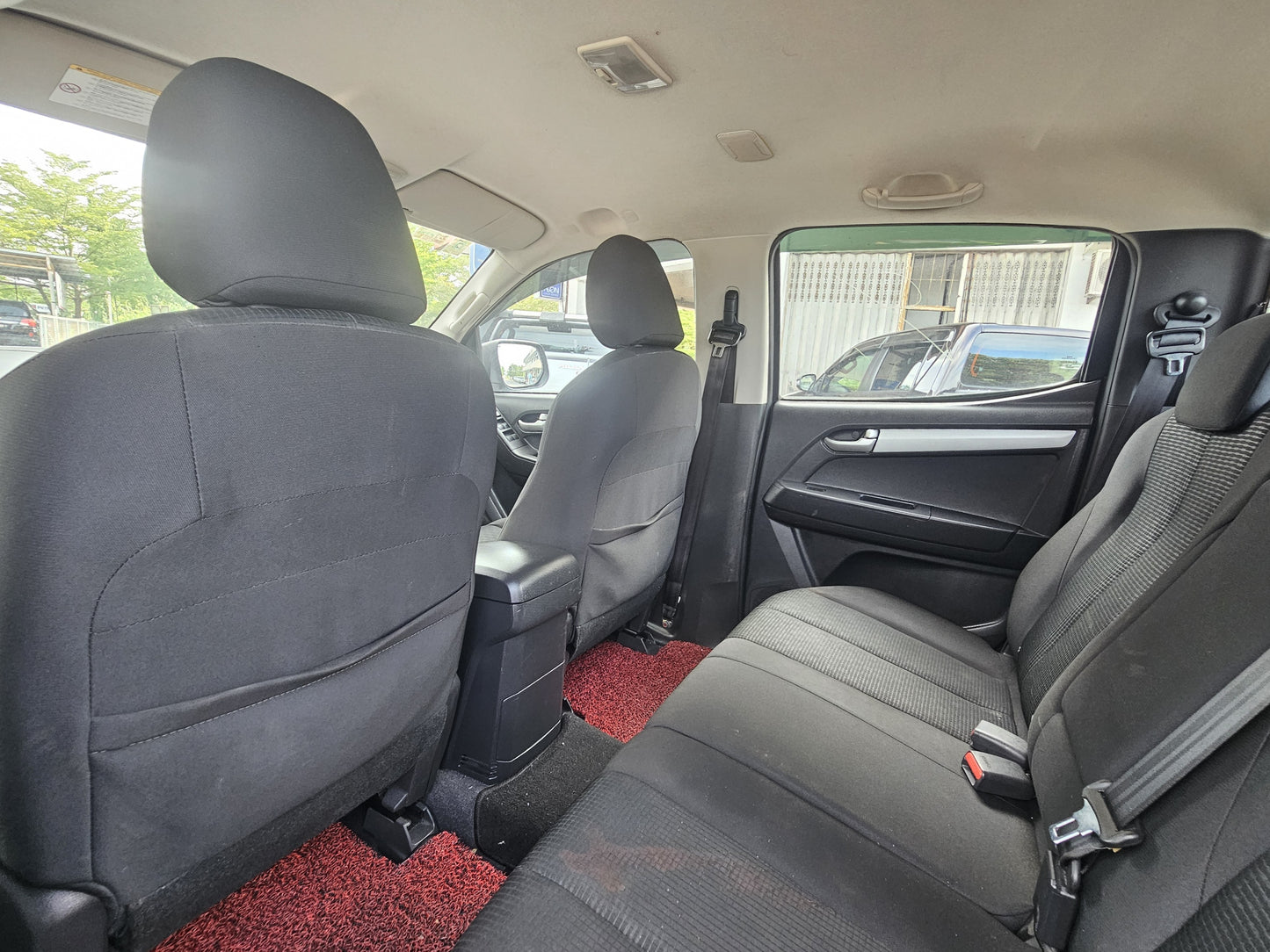 2017 Isuzu DMAX D/CAB 2.5 M VGS 2WD (MT) - (JSJ5759)