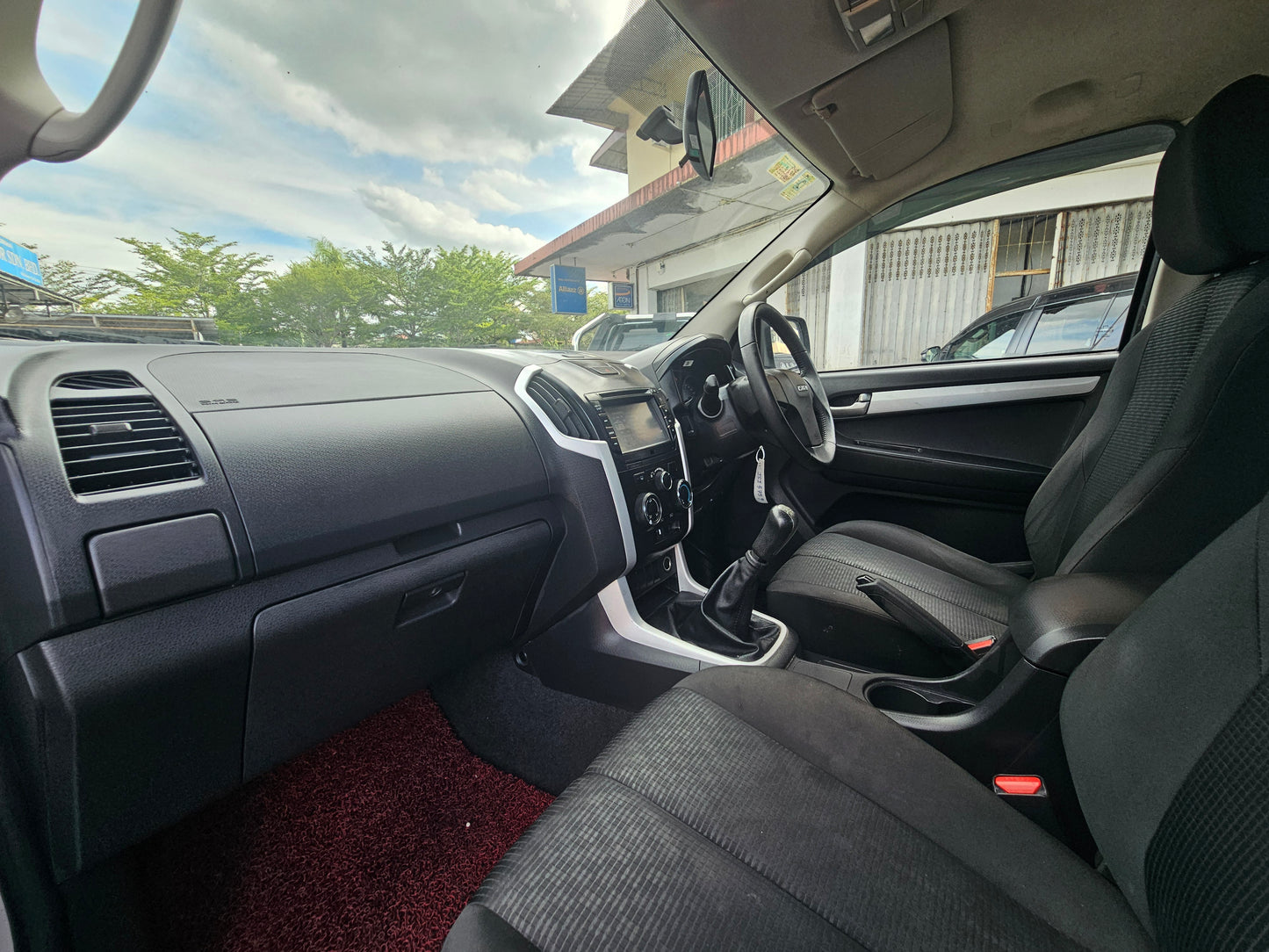2017 Isuzu DMAX D/CAB 2.5 M VGS 2WD (MT) - (JSJ5759)