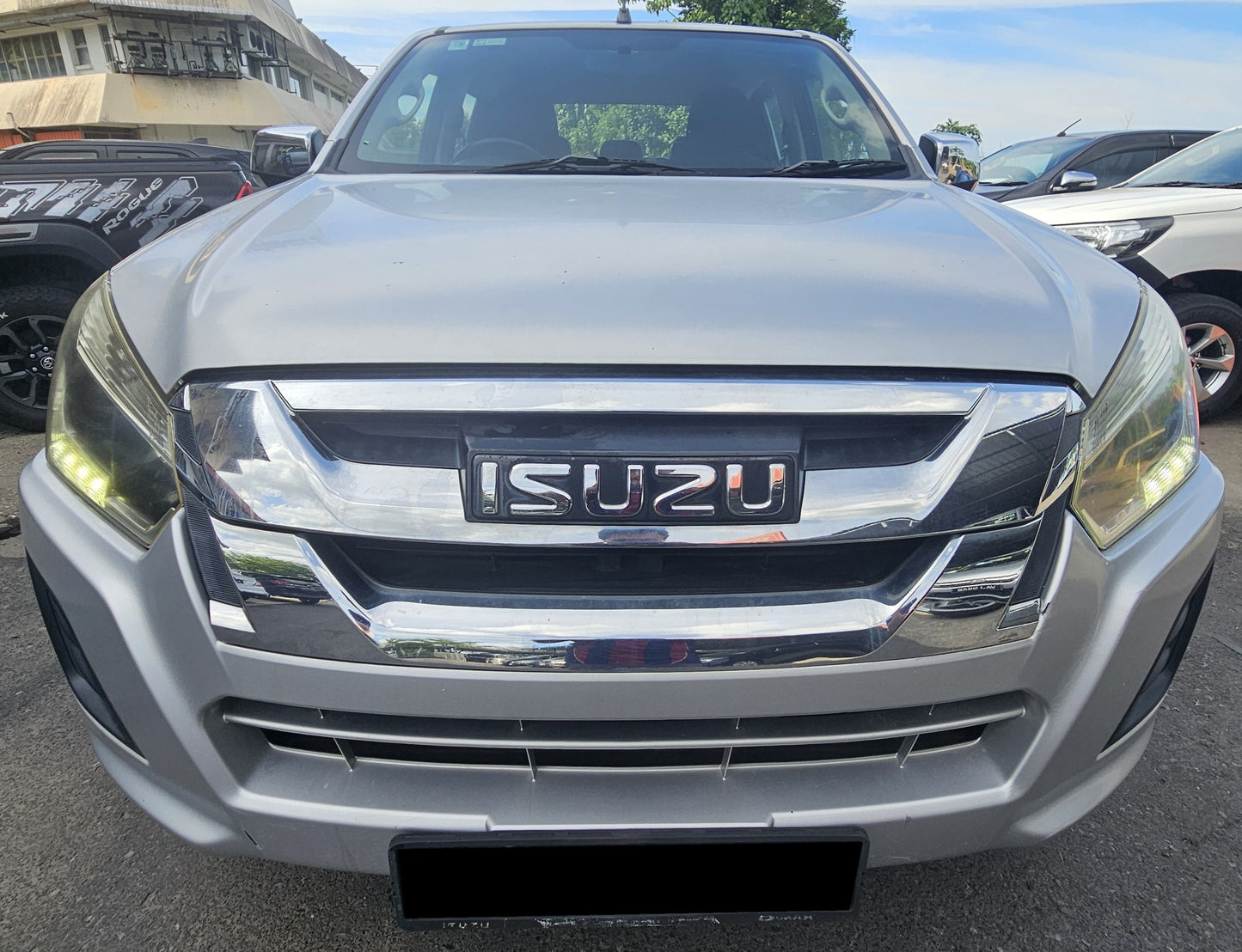 2017 Isuzu DMAX D/CAB 2.5 M VGS 2WD (MT) - (JSJ5759)