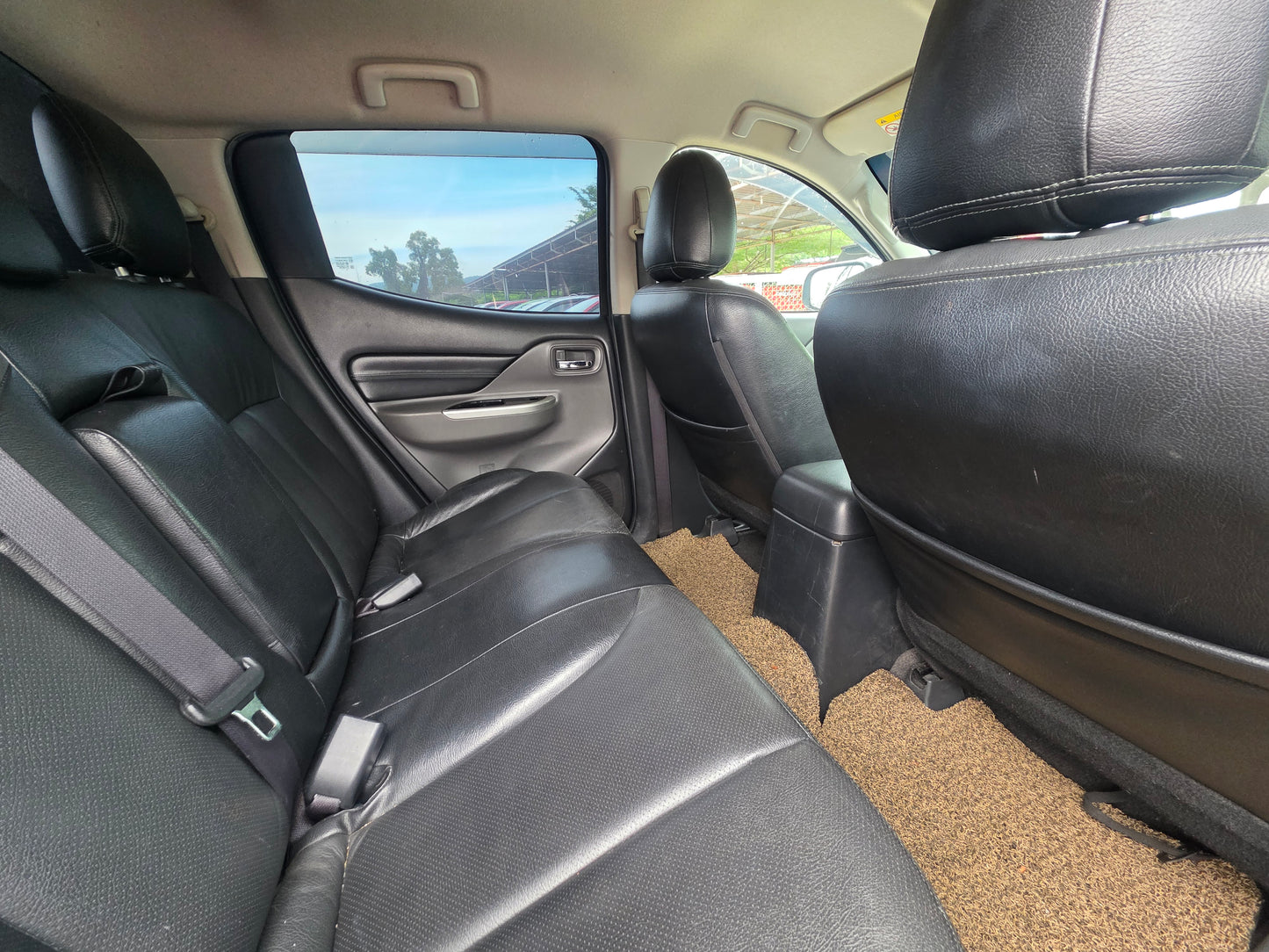 2016 (Reg 2017) Mitsubishi TRITON D/CAB 2.4 ADV VGT HS 4X4 4WD (AT) - (VS4057)