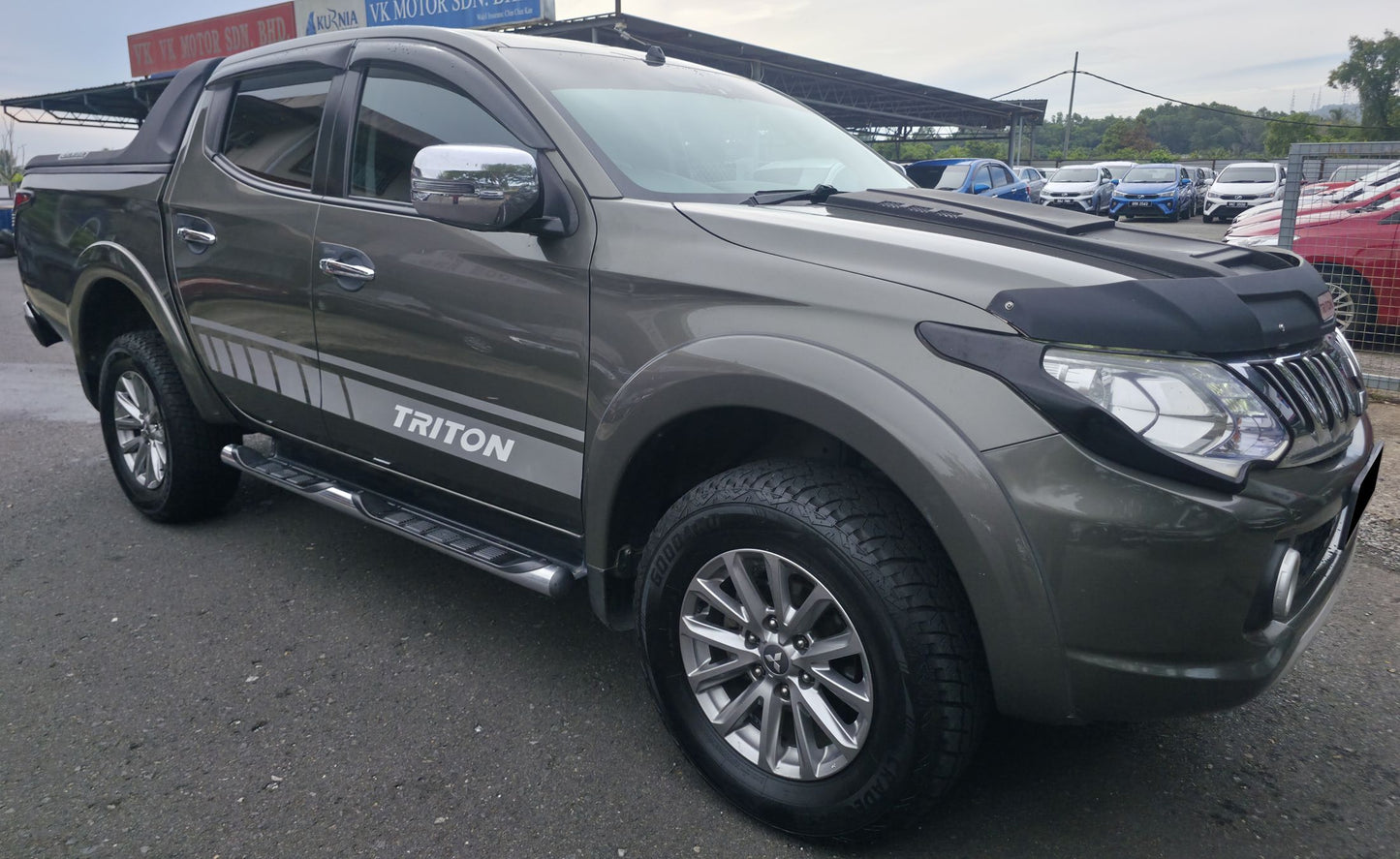 2016 (Reg 2017) Mitsubishi TRITON D/CAB 2.4 ADV VGT HS 4X4 4WD (AT) - (VS4057)