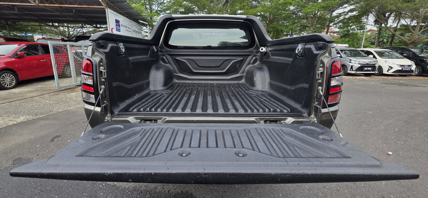 2016 (Reg 2017) Mitsubishi TRITON D/CAB 2.4 ADV VGT HS 4X4 4WD (AT) - (VS4057)