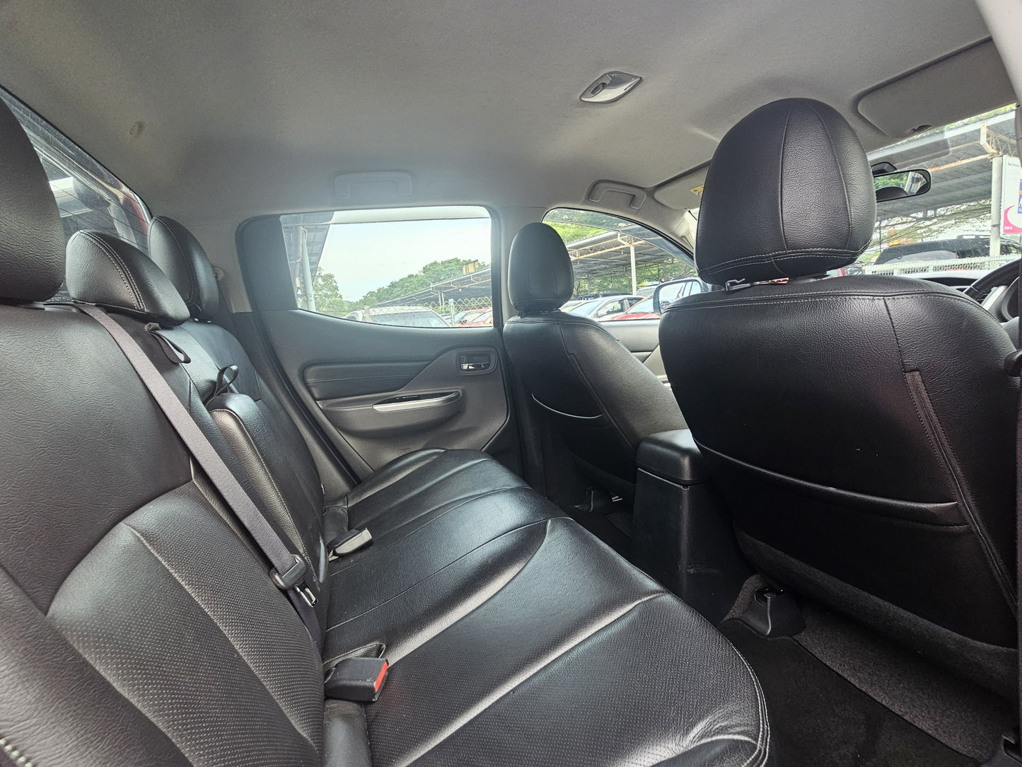 2015 Mitsubishi TRITON 2.4 A VGT MS 4WD (AT) - (SJS3016)