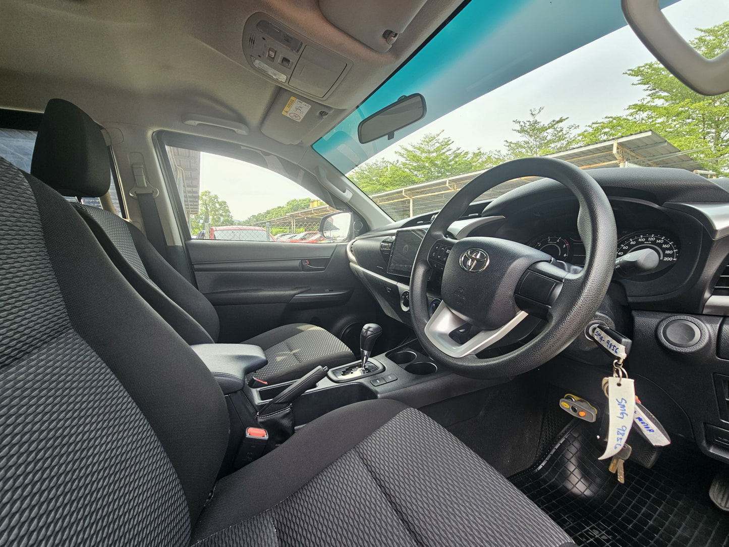 2022 Toyota HILUX D/CAB 2.4 (E) 4X4 VNT (AT) - (SMG9856)