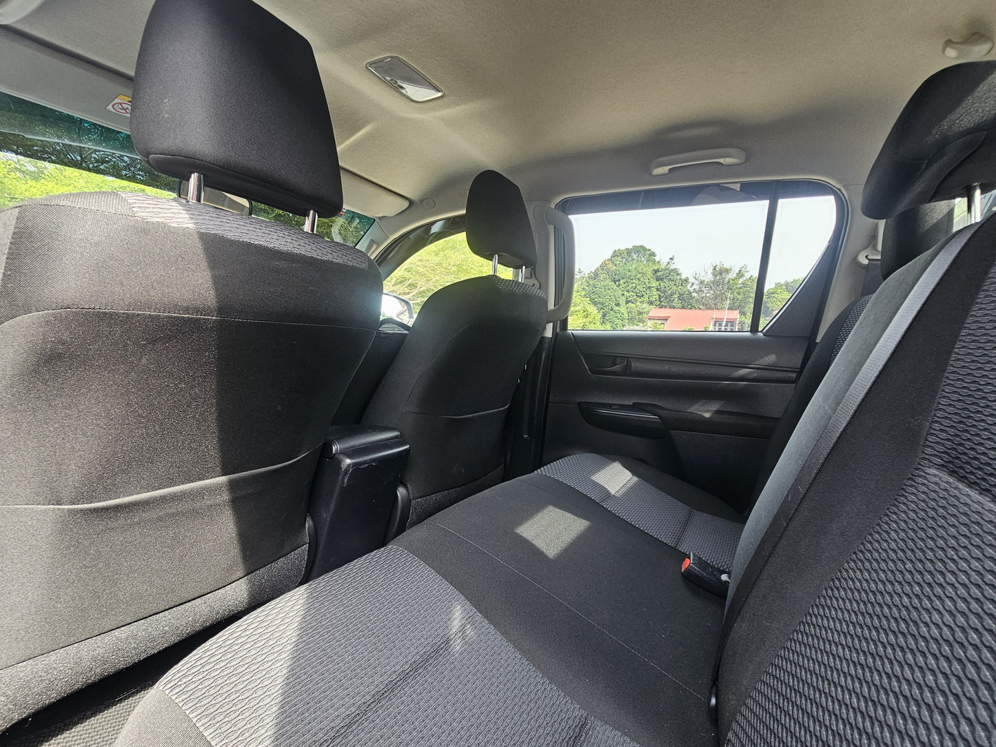 2022 Toyota HILUX D/CAB 2.4 (E) 4X4 VNT (AT) - (SMG9856)